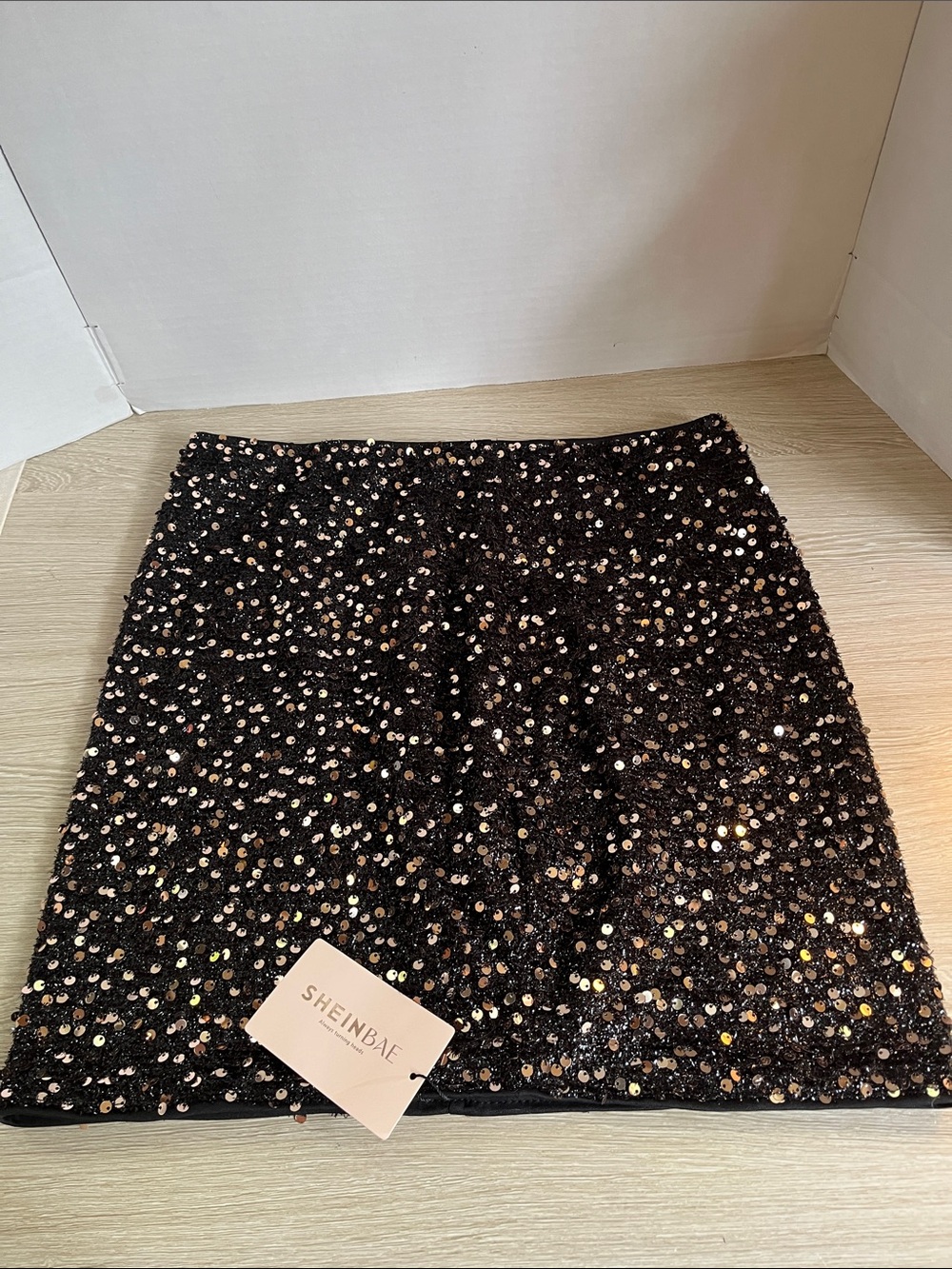SHEIN Black Sequin Mini Skirt with Gold Sparkle